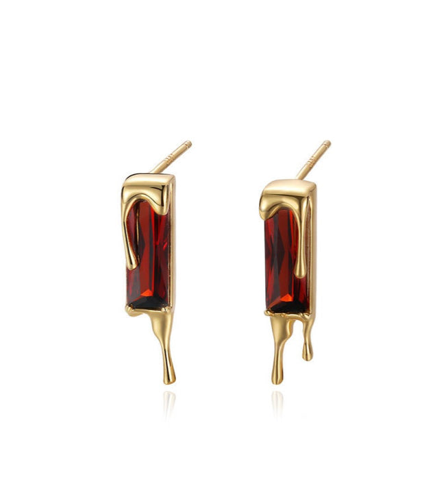 Doré Studs